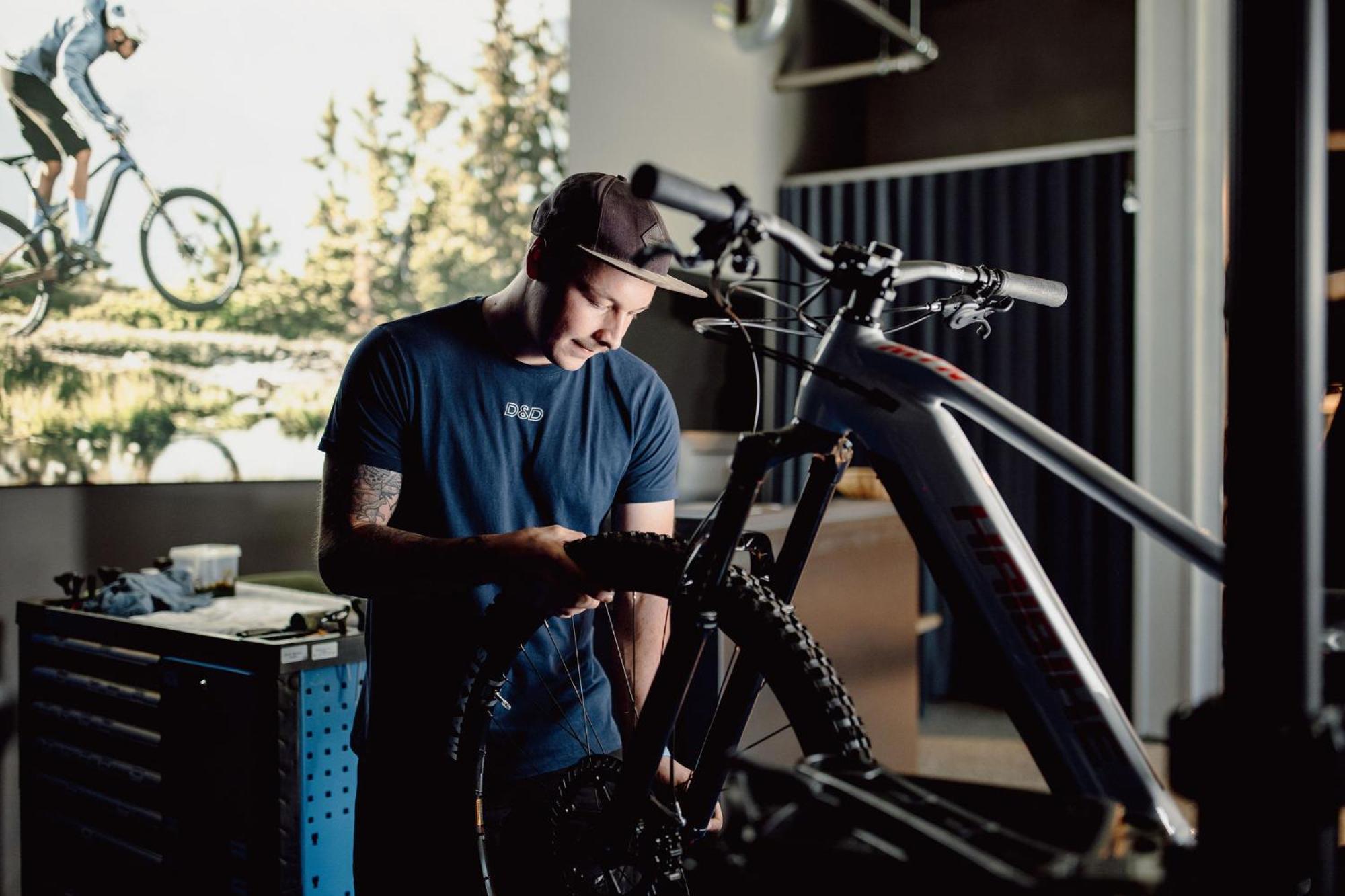 Dips&Drops - The First Bike And Ski Hub Флахау Екстер'єр фото
